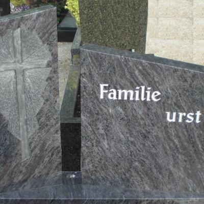 Familiengrab05