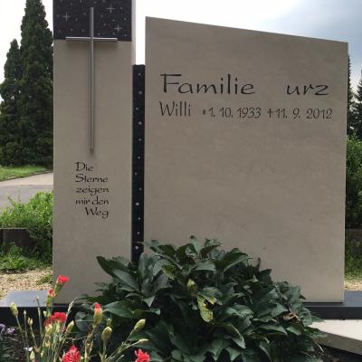 Familiengrab02